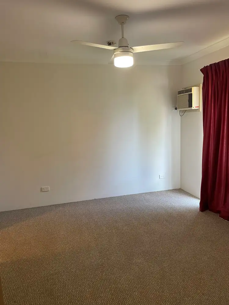 Fifth view of Homely villa listing, 2/14 HOSKEN, Dongara WA 6525