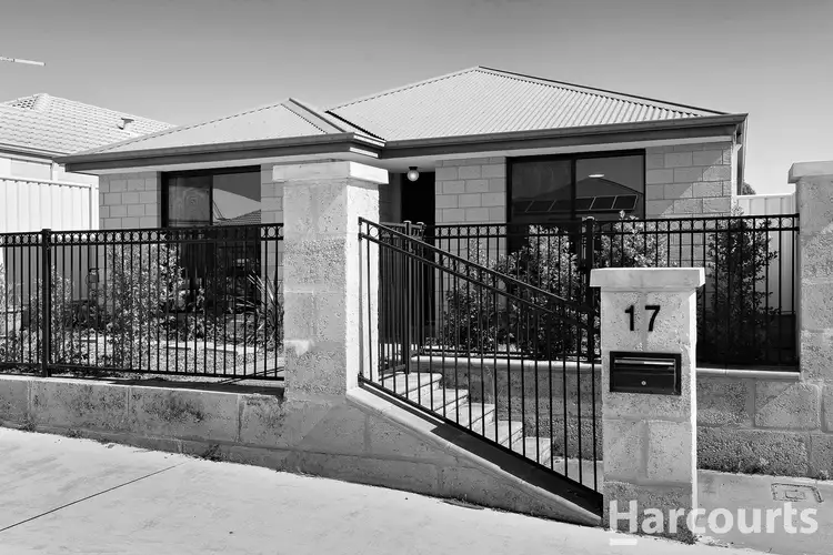 17 Payanna Grange, Lakelands WA 6180