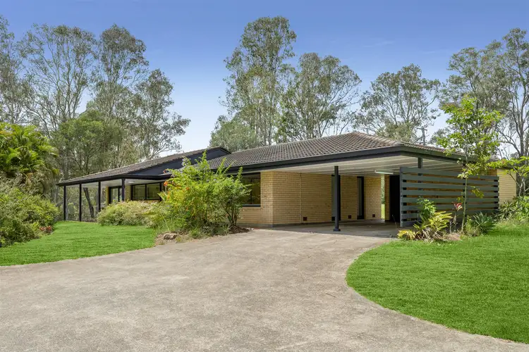 7 Petersen Road, Camp Mountain QLD 4520