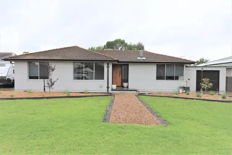 22 Cutler Avenue, Cootamundra NSW 2590