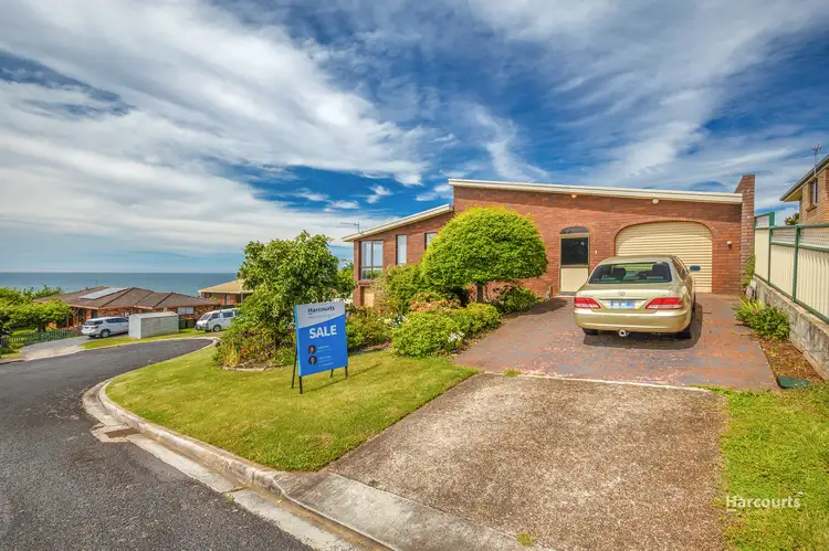 7 Barker Avenue, Penguin TAS 7316
