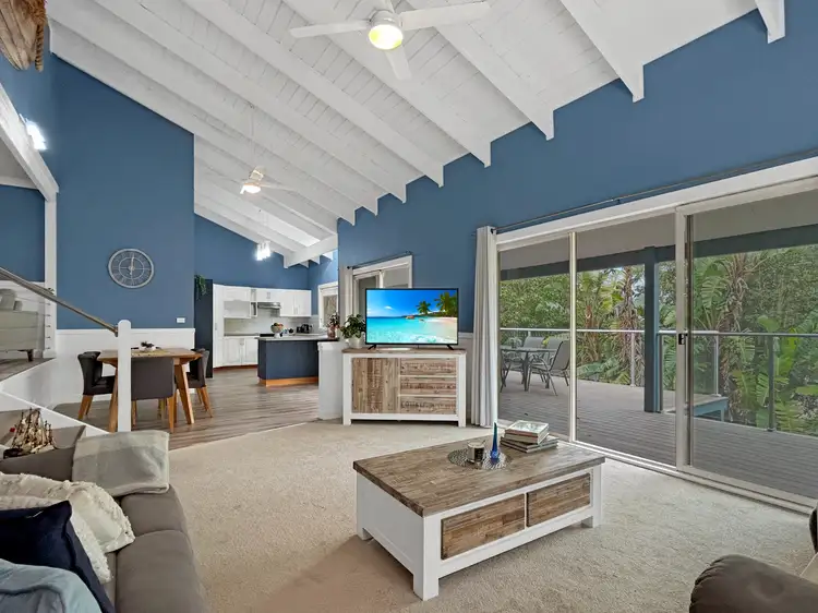 11 Sunset Street, Surfside NSW 2536