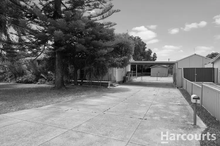7 Henson Street, Silver Sands WA 6210