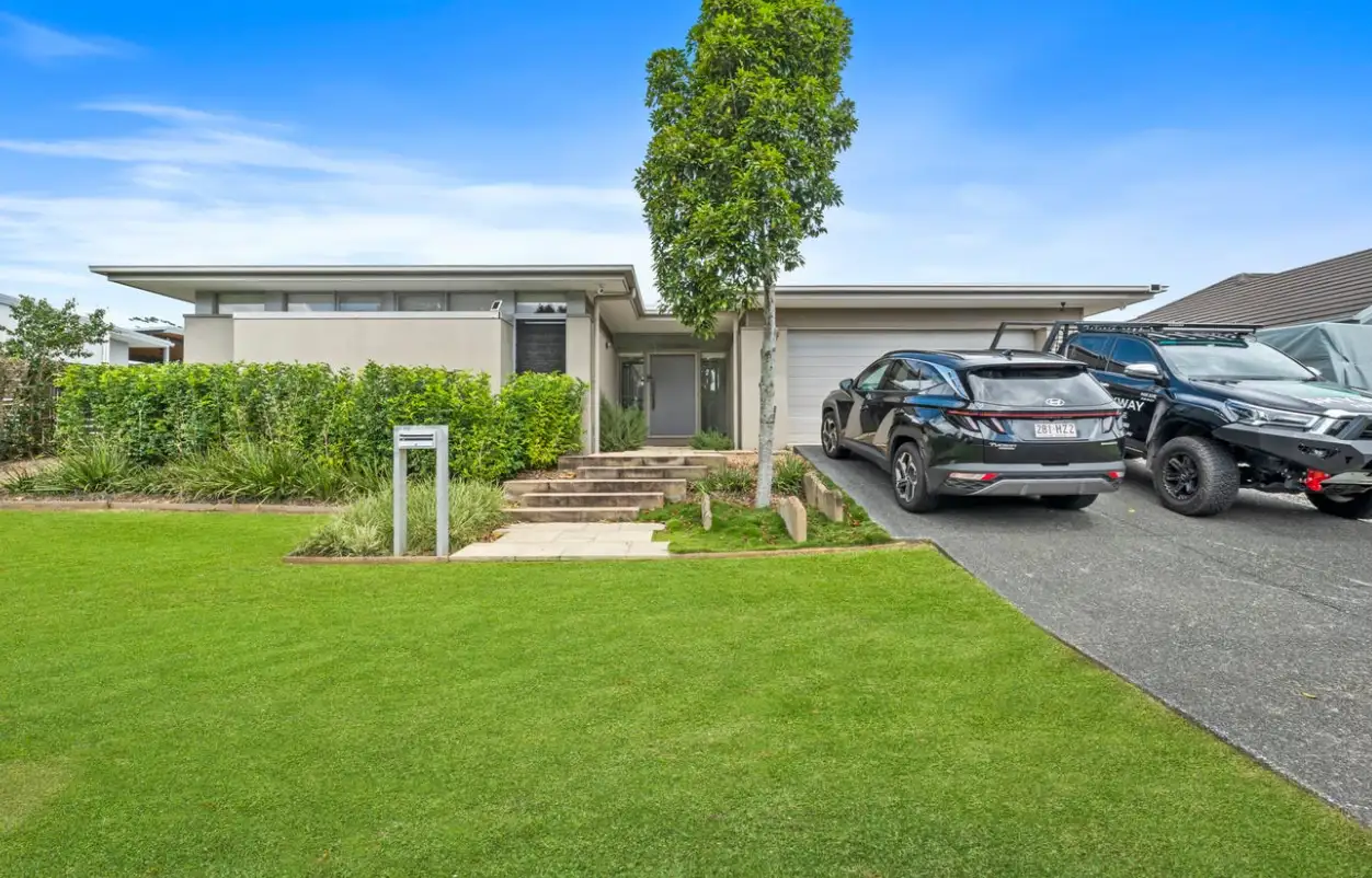 Main view of Homely house listing, 8 Macquarie Street, Wakerley QLD 4154