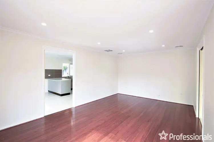 Fourth view of Homely house listing, 18 Melanie Close, Keysborough VIC 3173