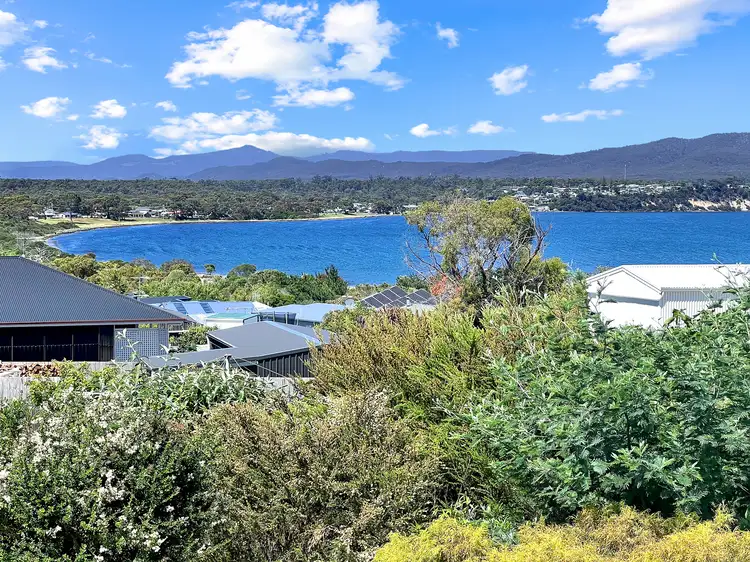 3 Akaroa Avenue, Akaroa TAS 7216