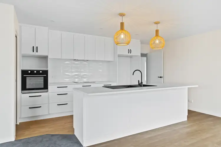 23 Vecino Way, Rokeby TAS 7019