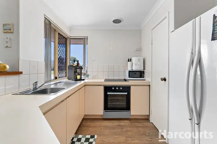Sixth view of Homely house listing, 2/7 Lena Court, Greenfields WA 6210