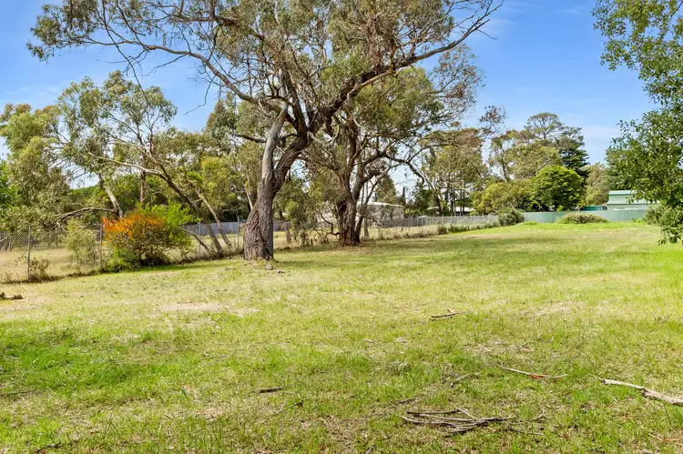 71 Creswell Street, Crib Point VIC 3919
