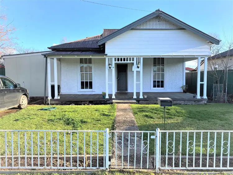 10 Renehan Street, Cootamundra NSW 2590