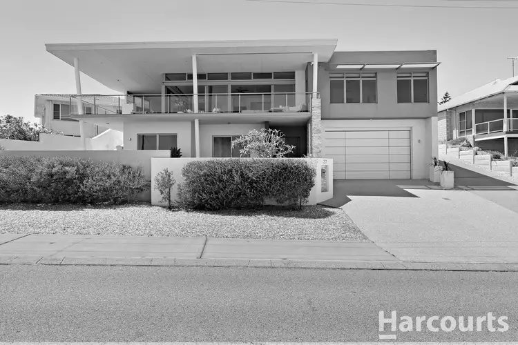 37 Halls Head Parade, Halls Head WA 6210