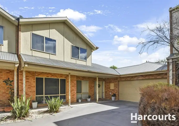 4/16 McTavish Boulevard, Horsham VIC 3400