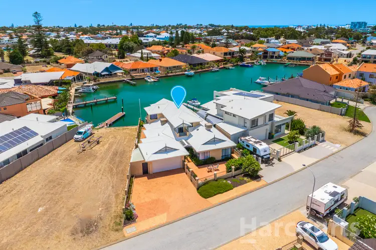 Second view of Homely house listing, 32 Rialto Place, Halls Head WA 6210