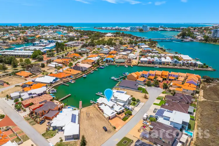 Fifth view of Homely house listing, 32 Rialto Place, Halls Head WA 6210