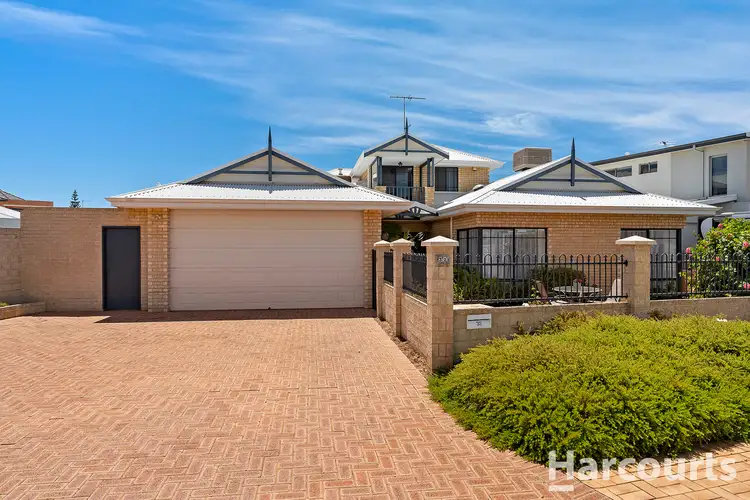 Sixth view of Homely house listing, 32 Rialto Place, Halls Head WA 6210