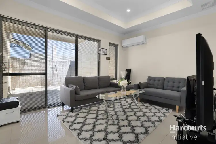 39A Dallington Crescent