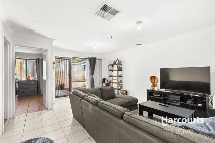 Fifth view of Homely semi-detached listing, 47 Delamere Way, Camillo WA 6111