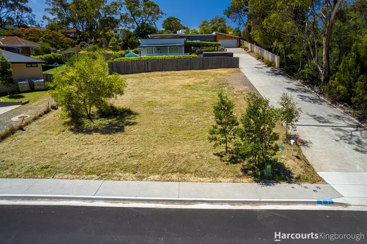 33 Blowhole Road, Blackmans Bay TAS 7052
