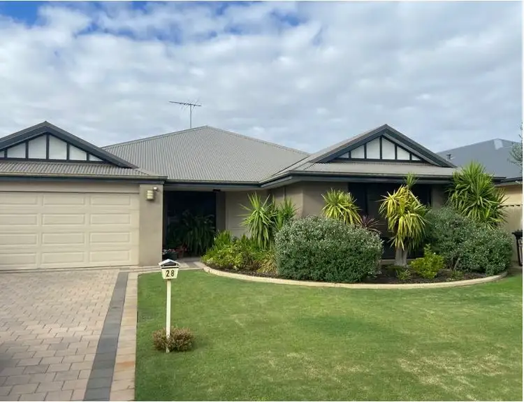 28 Currawong Drive