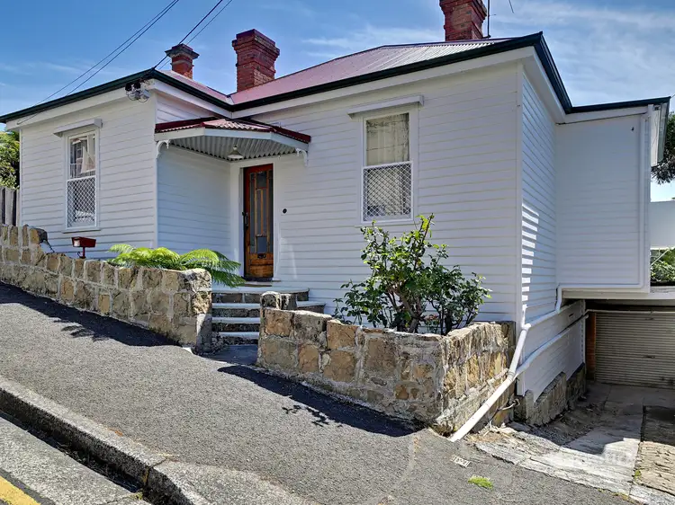 11 Carr Street, North Hobart TAS 7000