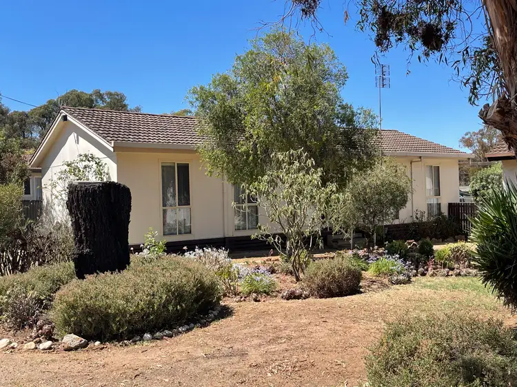 22 Watsons Lake Road, St Arnaud VIC 3478