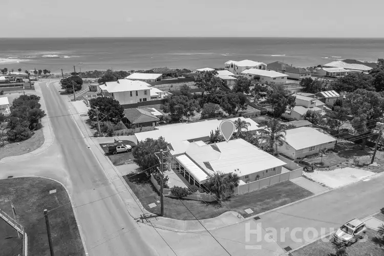 10A Mercedes Avenue, Falcon WA 6210