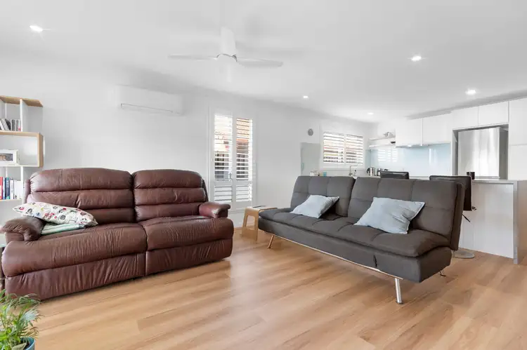 Seventh view of Homely semi-detached listing, 1/7 Corunna Crescent, Ashmore QLD 4214