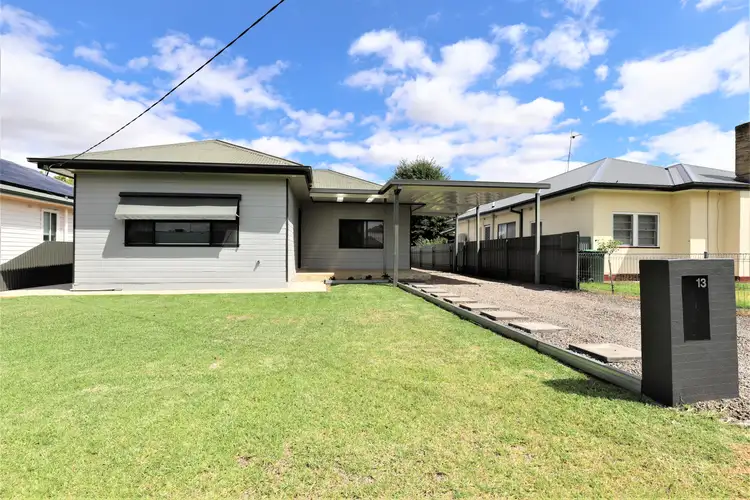 13 Murray Street, Cootamundra NSW 2590