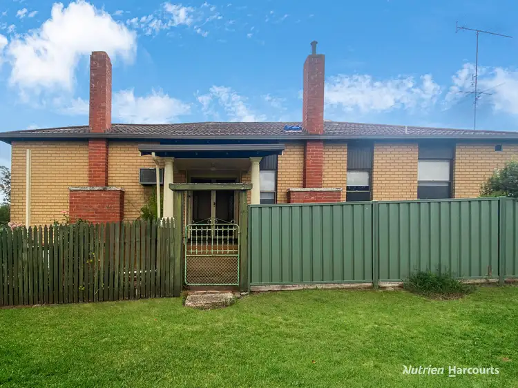 22 Robertson Street, Casterton VIC 3311