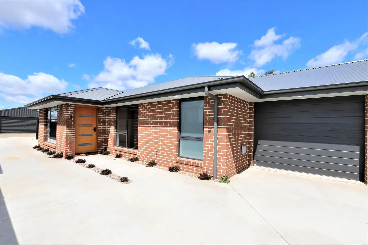Main view of Homely house listing, 2/16 Hay Street, Cootamundra NSW 2590