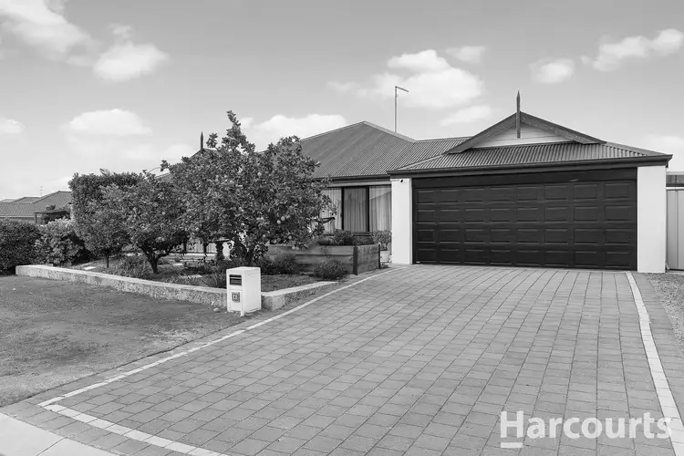 4 Camden Way