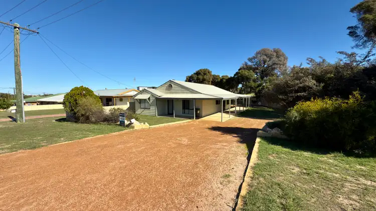 4 Cousins Street, Port Denison WA 6525