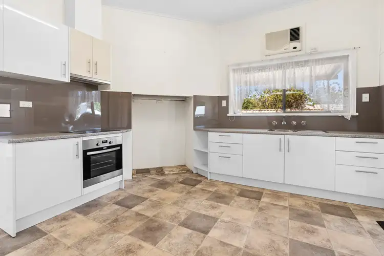 Fifth view of Homely house listing, 72 Murtho Street, Renmark SA 5341