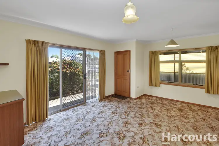 Sixth view of Homely house listing, 10 Bowden Street, Horsham VIC 3400