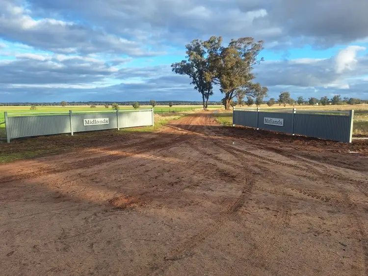 655 Boorr Hill Road, Parkes NSW 2870