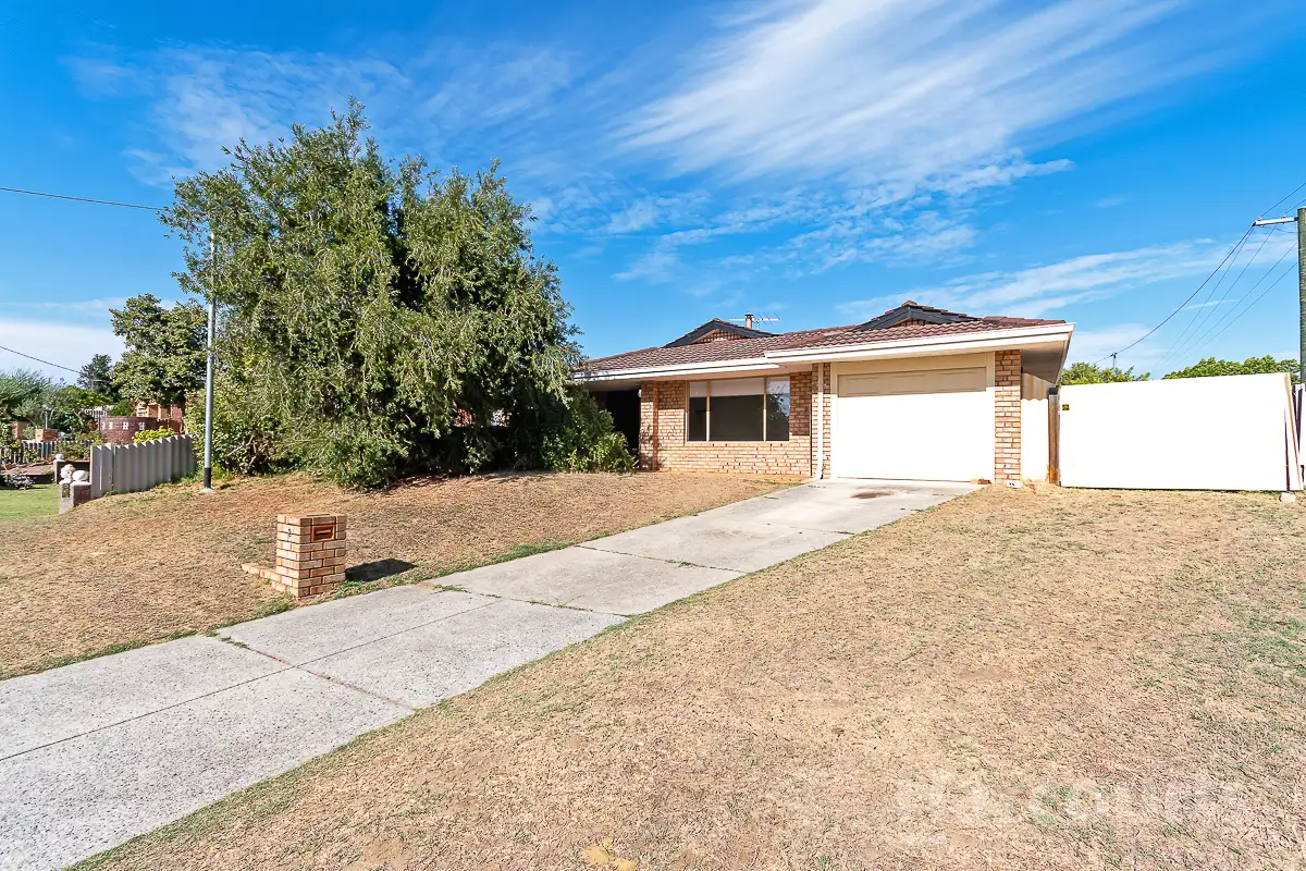 Main view of Homely house listing, 2 Fosbery Court, Wanneroo WA 6065