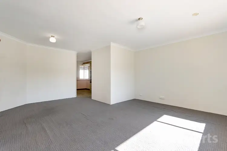 Fifth view of Homely house listing, 2 Fosbery Court, Wanneroo WA 6065