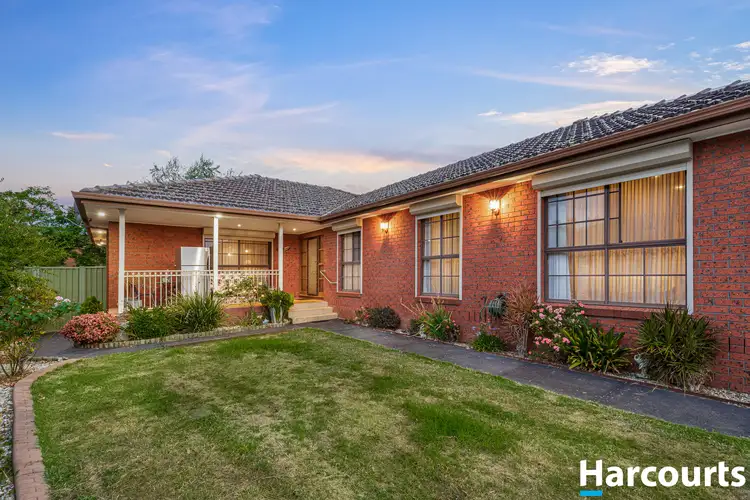 5 Dee Place, Rowville VIC 3178
