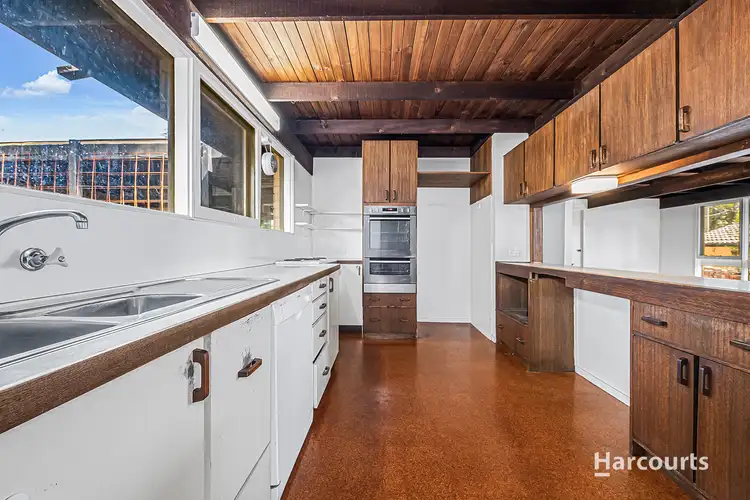 7 Holyrood Drive, Vermont VIC 3133