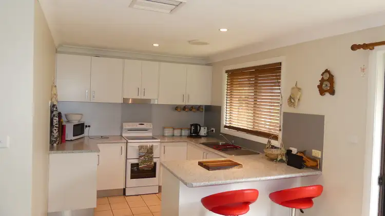 Second view of Homely house listing, 5 Brennan Place, Warren NSW 2824