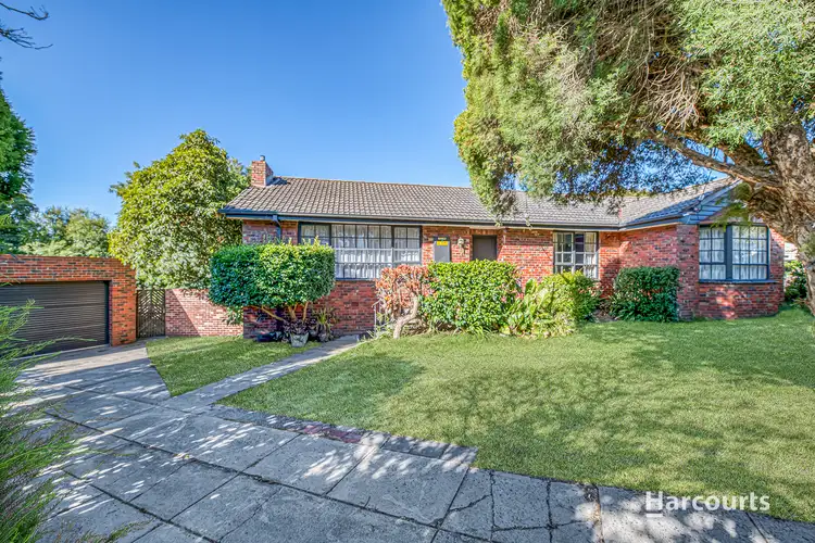 Fifth view of Homely house listing, 8 Barton Court, Vermont VIC 3133