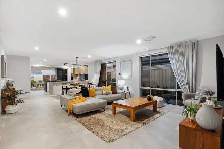 18 Wedgewood Grove, The Vines WA 6069