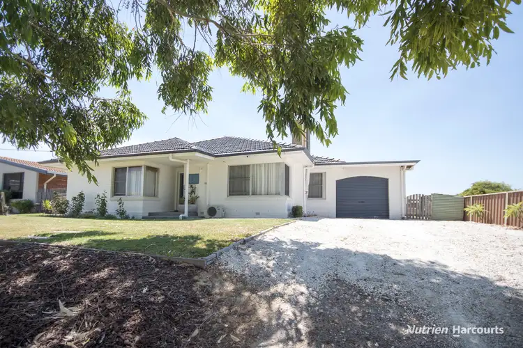 1 Crossland Street
