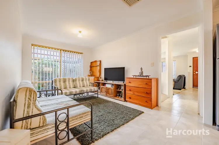 Fifth view of Homely house listing, 6 Hedgeley Way, Canning Vale WA 6155
