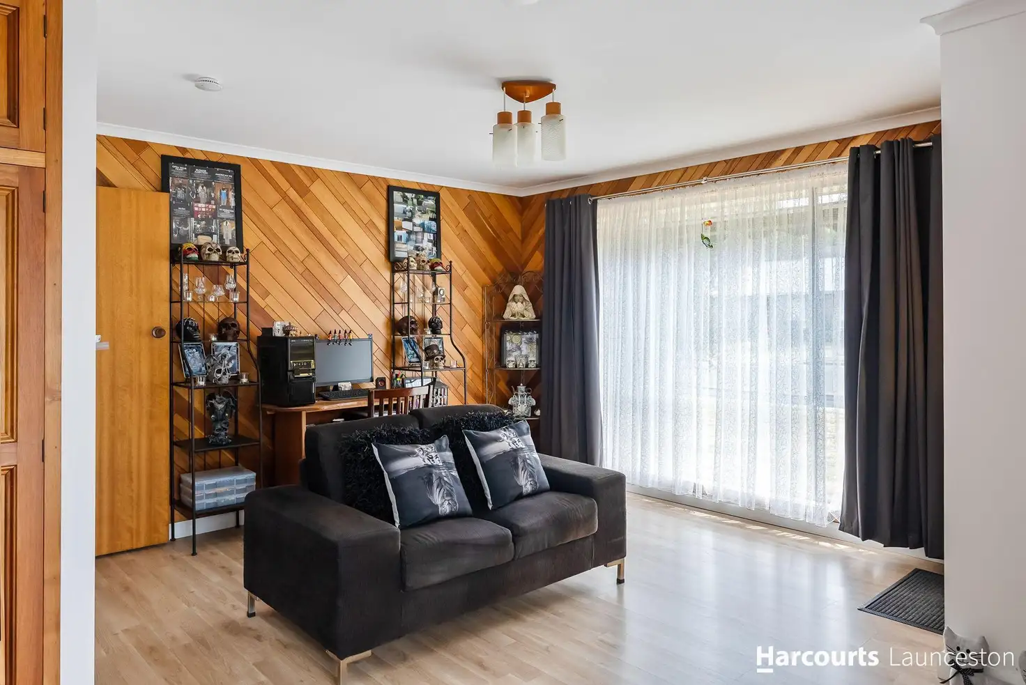 Main view of Homely unit listing, 1/30 Parklands Parade, Newnham TAS 7248