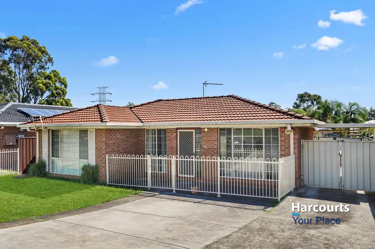 312 & 312A Carlisle Avenue, Dharruk NSW 2770