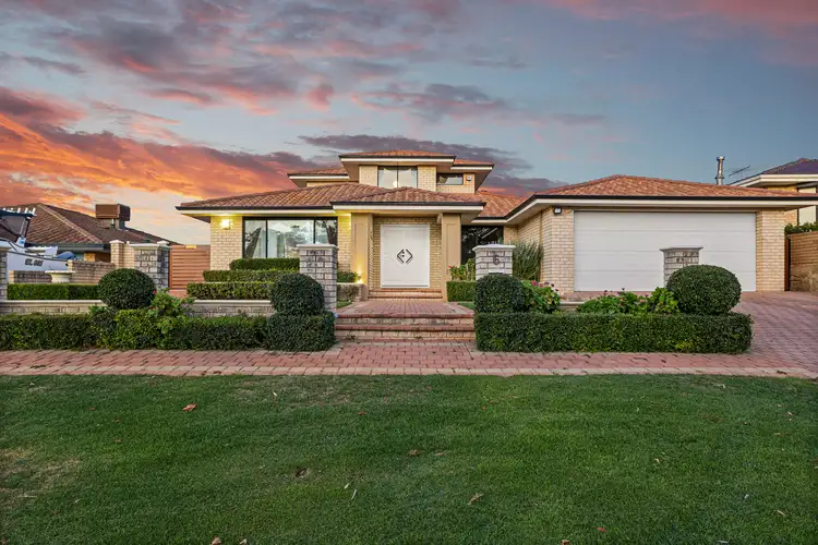 6 Longreach Parade, Coogee WA 6166