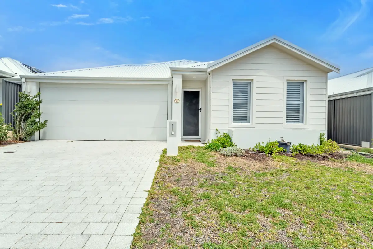 Main view of Homely house listing, 5 Pandora Drive, Jindalee WA 6036