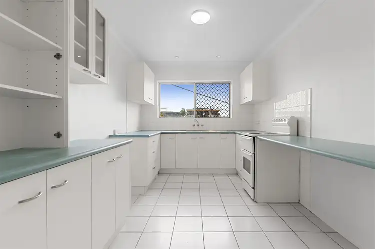 Fifth view of Homely apartment listing, 3/10 Parkhill Street, Chermside QLD 4032