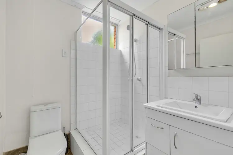Sixth view of Homely unit listing, 4/40 Jubilee Terrace, Ashgrove QLD 4060